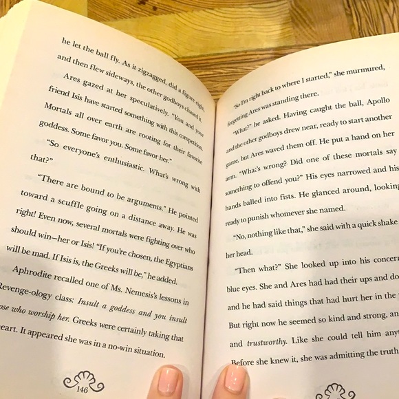 Goddess Girls Books - Picture 5 of 6